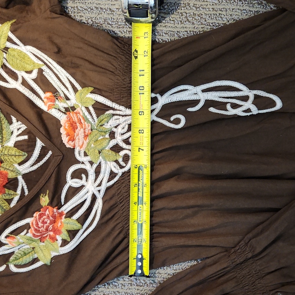 JWLA Embroidered Dress Size Medium - Picture 14 of 15